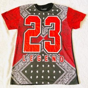 *NWOT* 23 Legend Fresh Laundry Tee